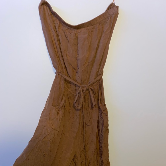 Brown jumpsuit 👘 - Picture 2 of 4